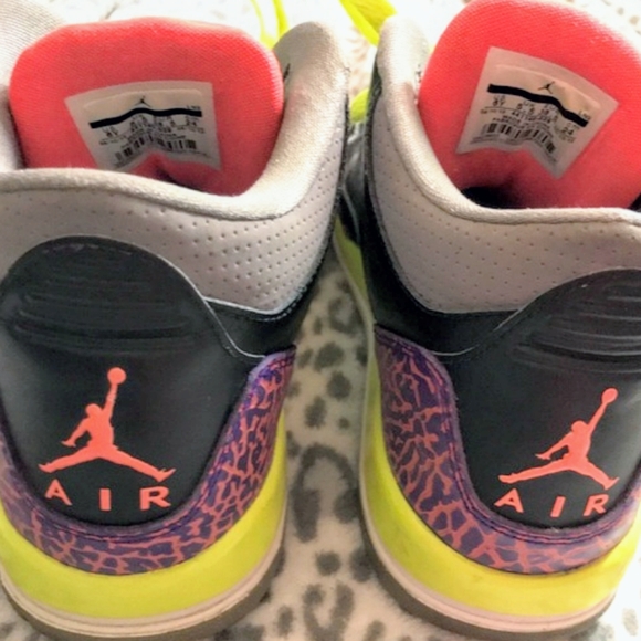 Air Jordan 3 Retro GS - Picture 6 of 7